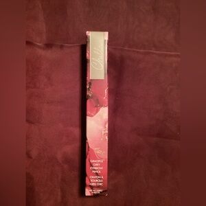 Chella Graceful Grey Eyebrow Pencil